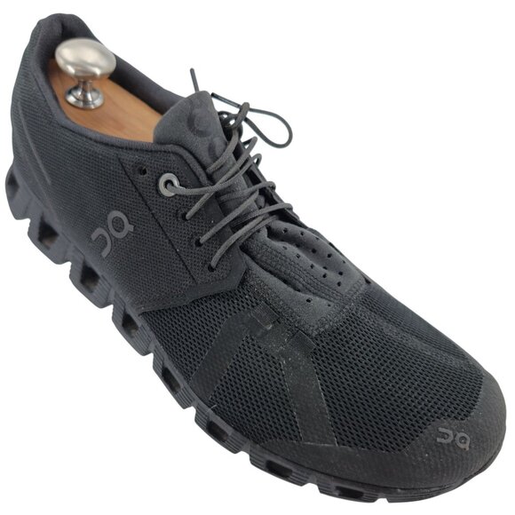 Shoes - ON Art. Cloud Waterproof Swiss Running Sneakers Womens 8.5M Black Athletic Shoes